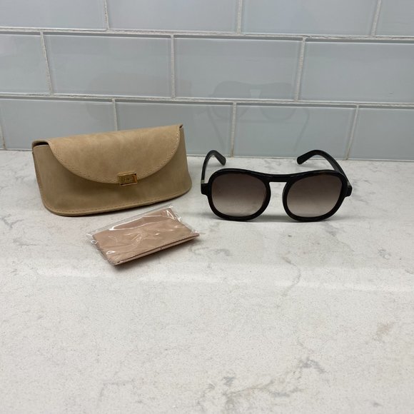 Chloe Women's Sunglasses - Picture 2 of 5